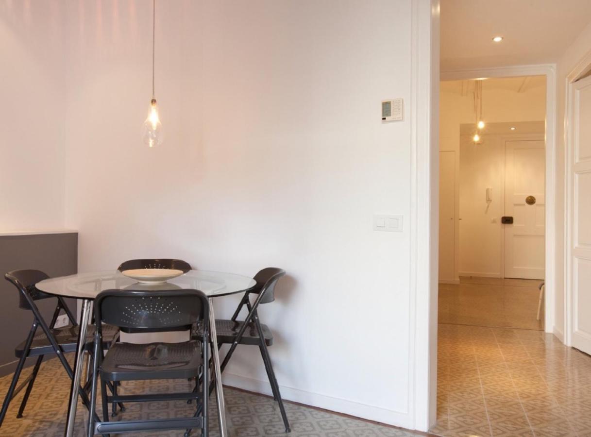 Napoles - Modernist Flat Close To Sagrada Familia Barcelona Exterior foto